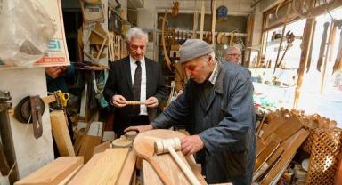 Başkan Tahmazoğlu 86 yaşındaki marangoz ustasına misafir oldu