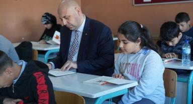 Başkanımla okuyorum etkinliği Ahmet Yesevi Ortaokulu'nda devam etti