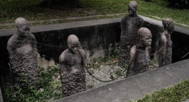 Batı'nın karanlık tarihi mirası, Afrika'da köle ticareti