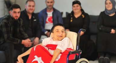 Bedensel engelli Ahıska Türkü Süleyman'ın Türkiye'yi gezme hayali gerçek oldu