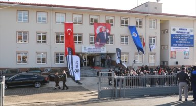 Besa Holding'in yaptırdığı Kızılcahamam Sağlık Hizmetleri MYO Ayşe Bezci Yerleşkesi açıldı