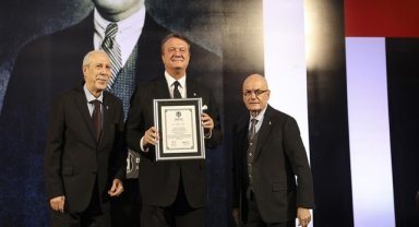 Beşiktaş Kulübünde mazbata töreni yapıldı