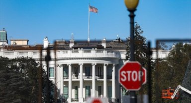 Beyaz Saray stajyerlerinden Biden'a "Gazze'de kalıcı ateşkes" çağrısı