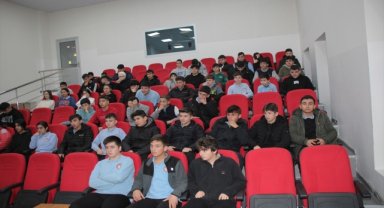 Beypazarı'nda öğrencilere ekonomi semineri verildi
