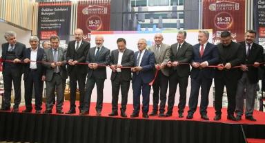 Çiçek ve Büyükkılıç, Kumsmall Mobilya İndirim Festivali'ne katıldı