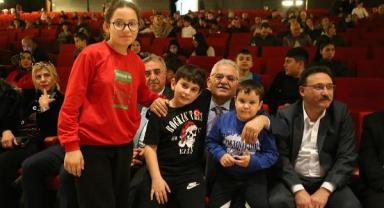 Çiçek ve Büyükkılıç özel çocuklarla bir araya geldi