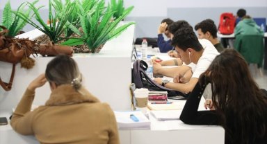 Diyarbakır'a kazandırılan kütüphanelerde binlerce genç geleceğe hazırlanıyor