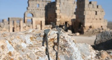 Diyarbakır'daki Zerzevan Kalesi'nde 1800 yıllık ameliyat aletleri bulundu 