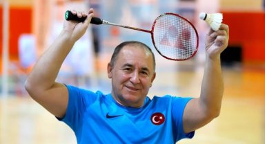 Dünya şampiyonu para badmintoncu Avni Kertmen, başarılarıyla engel tanımıyor: