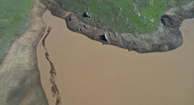 Edirne'de yazın dip seviyeyi gören sulama göleti yağışlarla su tutmaya başladı