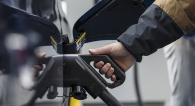 Elektrikli otomobil satışlarının 2024'te vites yükseltmesi bekleniyor