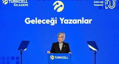 Emine Erdoğan: Kadınlarımızın emeği arttıkça Türkiye Yüzyılı için kurduğumuz hayaller gerçeğe daha da yaklaşacak 