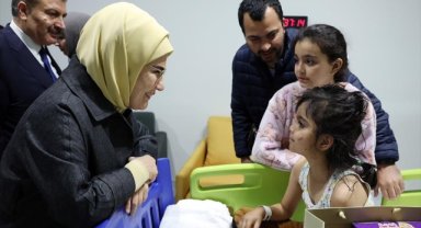 Emine Erdoğan'dan Gazze'den Türkiye'ye getirilen hasta çocuklara ilişkin paylaşım
