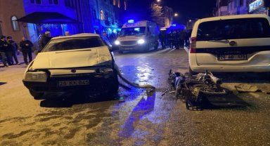 Eskişehir'de 2 kişinin yaralandığı kaza anı kamerada