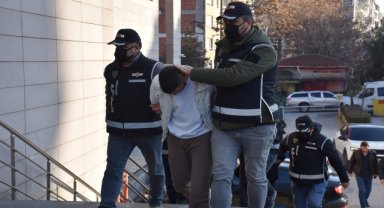 Eskişehir'de kaçak ve sahte alkol operasyonunda 4 şüpheli yakalandı