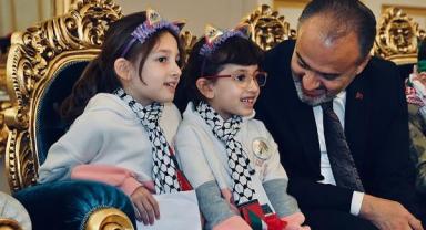 Filistinli çocuklardan Başkan Aktaş’a ziyaret