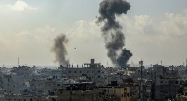 İngiltere, İsrail'in Gazze'deki Katolik kilisesine yönelik saldırısını "dehşet verici" olarak nitelendirdi