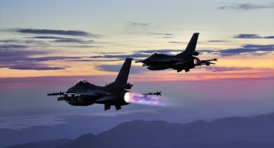 Irak'ın kuzeyindeki 13 terör hedefi hava harekatıyla imha edildi