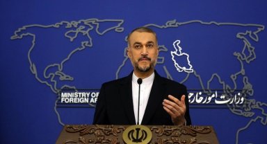 İranlı Bakana göre, ABD nükleer reaktörleri için İran'ın ağırlaştırılmış suyunu satın alıyor