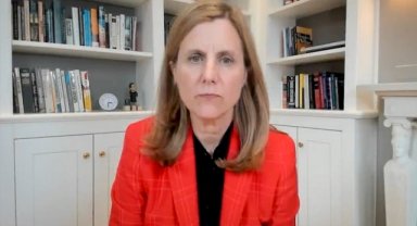 İsrail'e tepki gösterilerinde ifade özgürlüğünü savunan Pensilvanya Üniversitesi Rektörü baskılar karşısında istifa etti