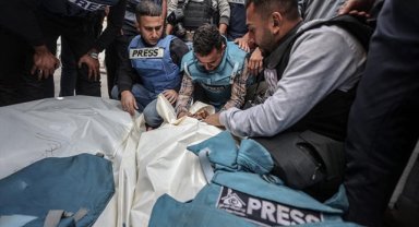 İsrail'in 7 Ekim'den bu yana Gazze'ye düzenlediği saldırılarda 96 gazeteci öldürüldü