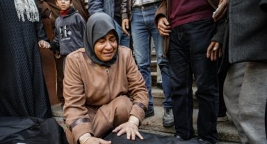 İsrail'in Gazze'ye düzenlediği saldırılarda can kaybı 21 bin 110'a çıktı