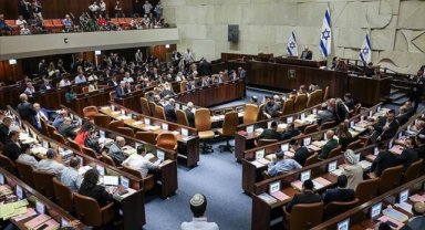 İsrail'in yasa dışı Yahudi yerleşimlerin payını da artıran "savaş bütçesi" Meclisten geçti