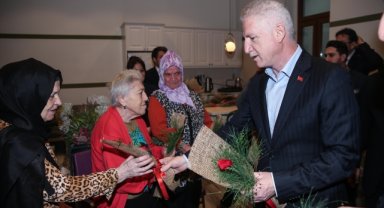 İstanbul Valisi Gül, Darülaceze'yi ziyaret etti