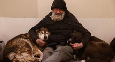 İstanbul Valisi Gül'den "evsizleri 112'ye bildirin" çağrısı