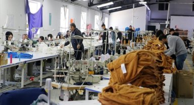 İstanbul'dan memleketine döndü, kurduğu tekstil fabrikasında 170 gence istihdam sağladı