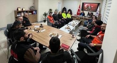 İtfaiye, arama kurtarma dernekleriyle buluştu