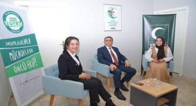 KAEÜ Rektörü Karahocagil, Yeşilay gönüllüleriyle buluştu