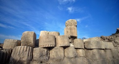 Kastabala Antik Kenti'nde tapınak kalıntıları bulundu