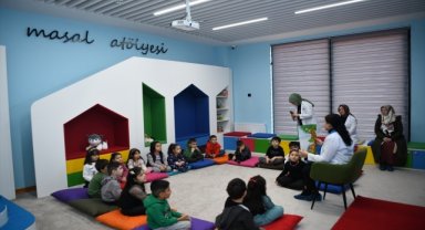 Kayseri Büyükşehir Belediyesinin kütüphanesinde Yerli Malı Haftası kutlandı