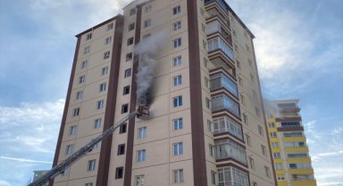 Kayseri'de apartman dairesinde çıkan yangın söndürüldü