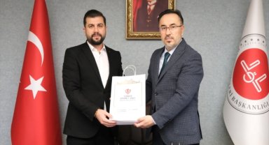 Kayseri'de bir öğretmen maaş ödülünü Gazze halkı için bağışladı