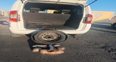 Kayseri'de otomobilin yedek lastiğinde uyuşturucu ele geçirildi