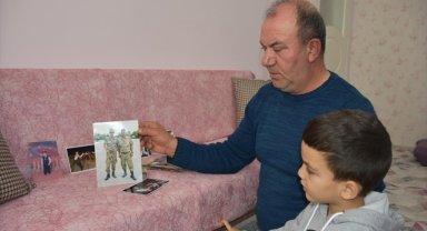 Kayseri'deki terör saldırısında şehit olan evlatlarının acısı yüreklerinde dinmiyor