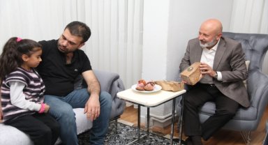 Kocasinan Belediyesi 218 çölyaklı aileye gıda yardımında bulundu