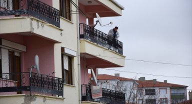 Konya'da anten tamir ederken balkondan düşen kişi hayatını kaybetti