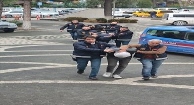 Konya'da uyuşturucu operasyonunda 3 zanlı tutuklandı