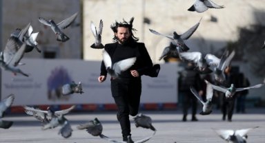 "Konyalı John Wick" yöre diliyle Anadolu'yu tanıtıyor