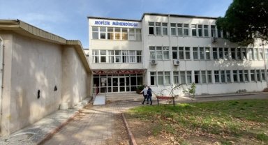 KTÜ sismoloji laboratuvarında 4 istasyondan gelen veriler 24 saat gözlemleniyor