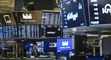 Küresel piyasalar, merkez bankaları haftasına karışık seyirle başladı