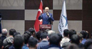 Kurtulmuş: Kuvözdeki çocukları dünyanın gözü önünde öldürenler insan olmak vasfını yitirmiştir