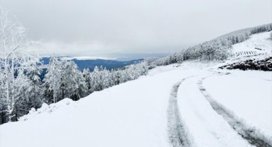 Muğla'nın yüksek kesimlerine kar yağdı