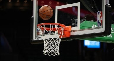 NBA sezon içi turnuvasında Pacers ve Pelicans, konferans yarı finaline yükseldi