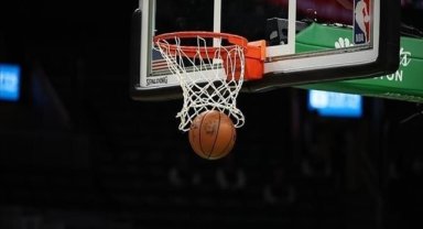 NBA'de Joel Embiid'den 51 sayı