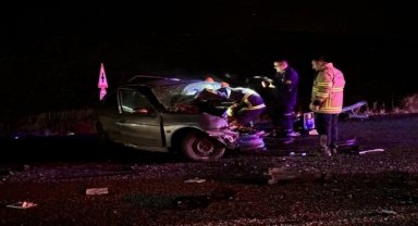 Nevşehir'de çarpışan iki otomobilin sürücüleri hayatını kaybetti