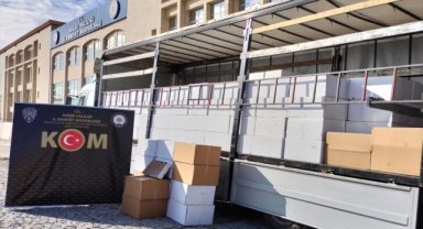 Niğde'de 5 milyon 400 bin dolu makaron ele geçirildi